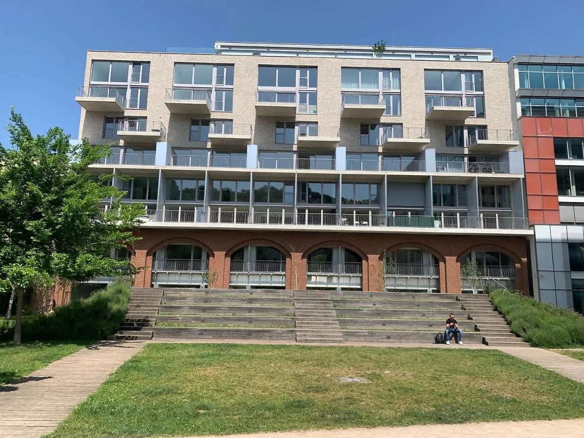 Central Karlin Apartments 프라하 체코
